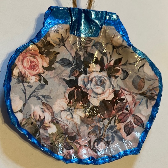 Handcrafted Shell Ornament Blue Pink Floral Metallic Decoupage - Picture 2 of 3